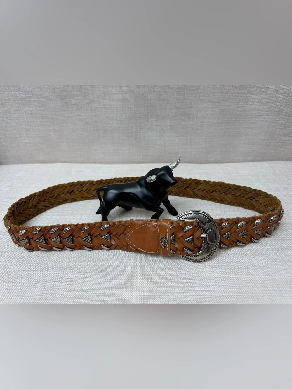 Vintage 1980's Unisex Omega Western Belt Size L Braided Leather Metal Accents